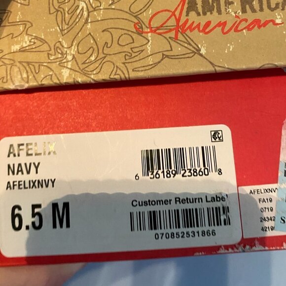 NWT American Rag CIE Navy Felix Pump Like Velvet - Picture 15 of 16